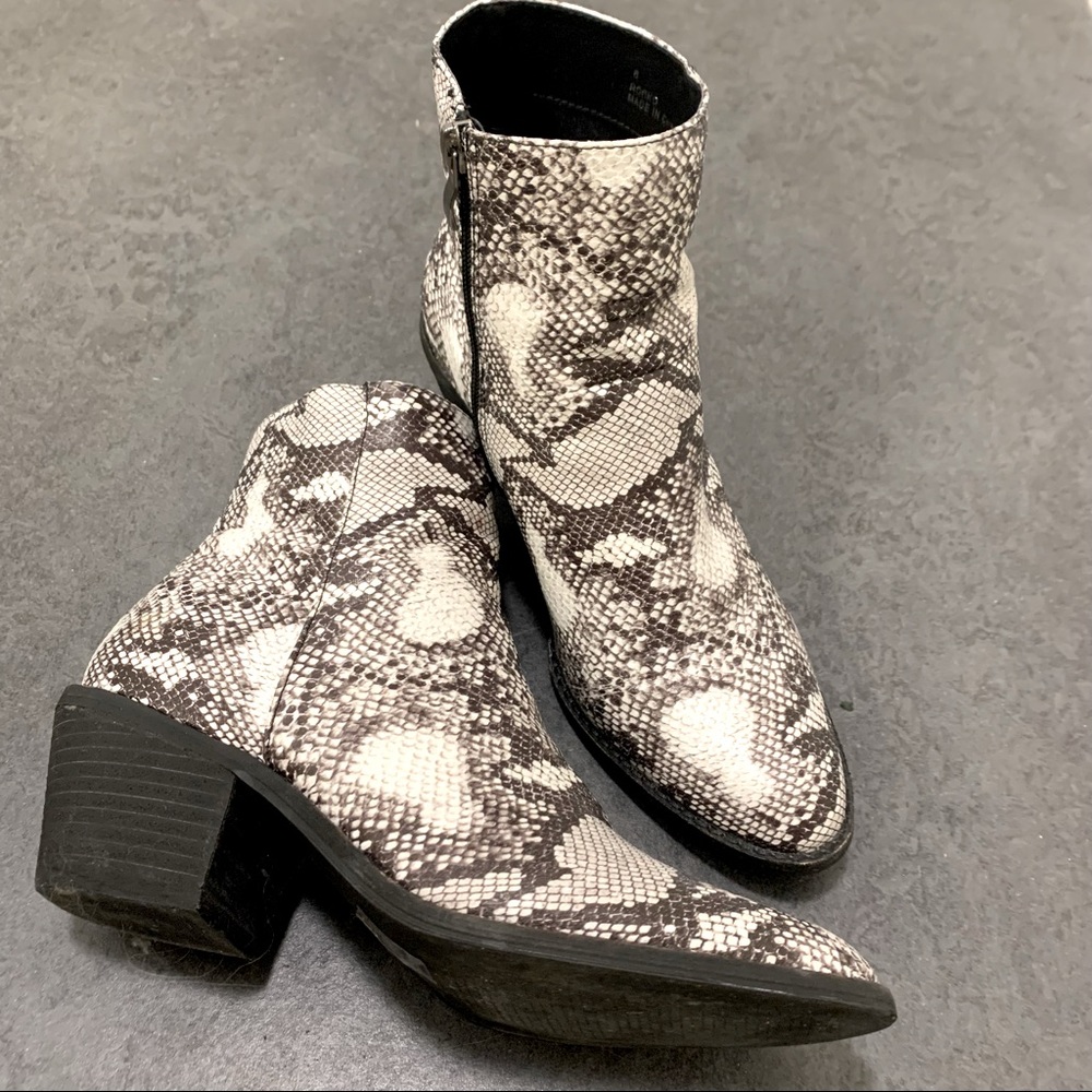 Catherine by Catherine Malandrino Snake Boots